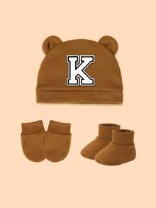 3件套新生儿礼盒，包含1顶白色经典字母装饰婴儿帽、1副防抓手套、1双连体衣，男女宝宝均可佩戴，时尚个性，适合节日、新生儿礼物和日常穿着。 - 咖色 - 查看 7