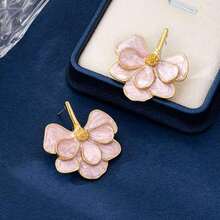 1 Pair Classic French Enamel Floral Metal Stud Earrings For Women, Niche Vintage Style Earrings Suitable For Daily Wear And Dates - Flower Earrings - View 4
