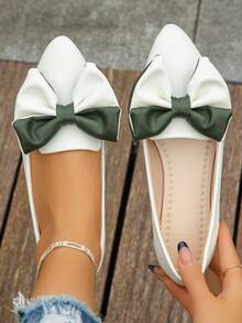 Weiße PU-dunkelgrüne und weiße zweifarbige Schleife