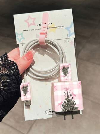 Sweet Christmas Tree, Bow Pattern Charger Data Cable Protector Case, Compatible With 20W Apple Charger, Minimalist Apple Charger Protective Cover, Compatible With 20W Phone 15/16 Pro Max Charging Cable Protector, Scratch-Resistant, Bite-Resistant, Suitable For 13/14 Plus Halloween Gifts For Boyfriend/Girlfriend, Christmas Gifts For 17/17 PROMAX/Air