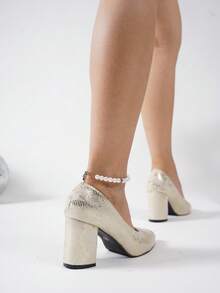 Giày cao gót vàng nguyên khối sáng bóng thời trang dành cho nữ - Thiết kế mũi nhọn - Size 35-43 - Chất liệu sáng bóng, mịn màng và thoải mái - Giày cao gót vàng nguyên khối, đế thấp mềm mại, đế xuồng dày, giày lười - Chất liệu cao cấp, thoải mái khi mang - Giày lười mũi tròn chống trượt, đế giữa dày - Thời trang và đa năng - Vàng - Xem 8