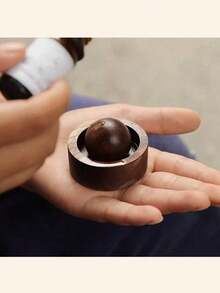 Elegant Wooden Aroma Diffuser, Rotating Design, Natural Fragrance Carrier, Black Walnut And Beech Wood Creative Essential Oil Diffuser, Car Fragrance Diffuser Ball, Multi-Purpose And Multi-Scene, Suitable For Car, Bedroom, Office Desk, Non-Flammable, Perfect Gift Choice, Improve Air Quality, Create A Fragrant Home Atmosphere