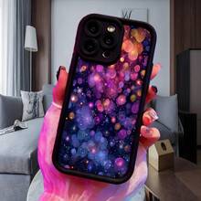 Cubierta de telefono para iPhone con borde negro y diseño de galaxia estrellada en tonos púrpura azul y rosa ideal para uso diario en casa biblioteca o oficinaAplicable a teléfonos Apple y Galaxy. - Blanco - Ver 4
