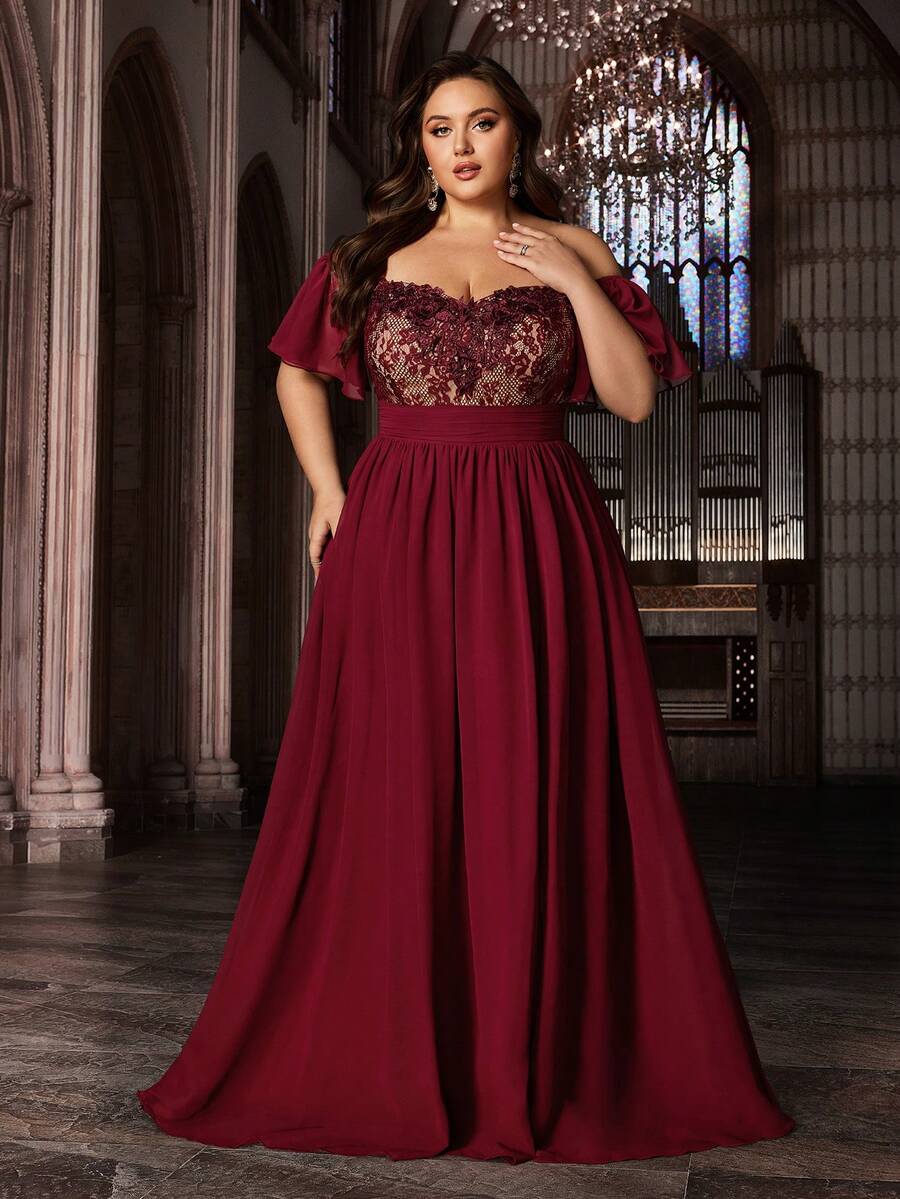 Vestido formal largo elegante de mujer talla grande con volantes en el hombro y dobladillo de gasa con aplicaciones - Burdeos - Ver 1