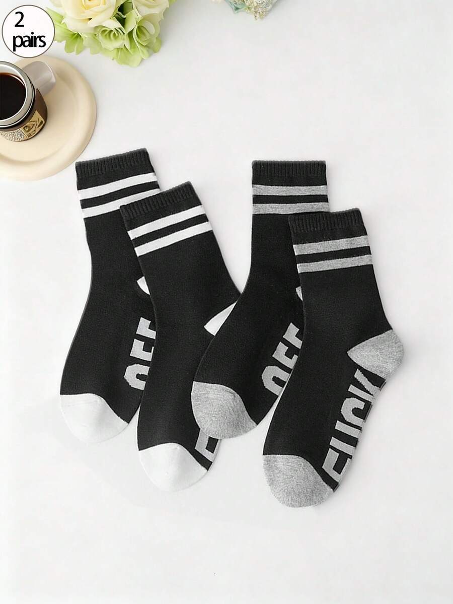 2 Pairs Of Letter Socks, Black And White Color Matching, Breathable And Comfortable, Suitable For All Seasons, Indoor, Outdoor, Cycling, Shopping, And Sports Youth (18-40 Years Old) - Black and White - View 1