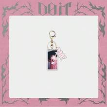 Chaveiro de acrílico com desenho animado do novo álbum "DO IT" do SKZ KPOP-STAY 2025 (Remova a película protetora antes de usar). Acessórios para fãs, presentes de aniversário, Natal e Dia dos Namorados.