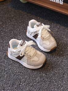 1 Pair Children's Sports Shoes With PU Upper, Anti-Slip Outsole, And Hook And Loop Closure