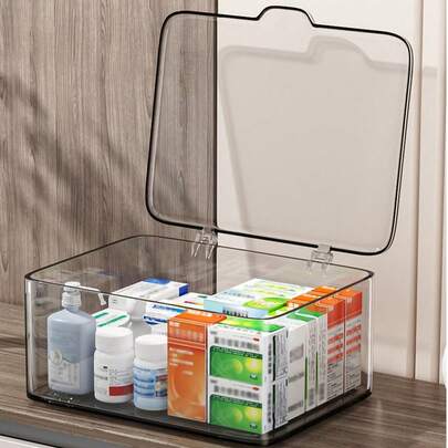 1个装药品收纳盒，透明桌面收纳盒，带翻盖防尘收纳箱。家用迷你药品收纳盒。多功能收纳，可存放化妆品、面膜、文具、杂物等。