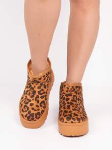 Botas de inverno quentinhas e aconchegantes, com forro macio e sola grossa. - Leopardo - Ver 5