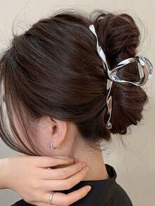 1pc Metal Hair Claw Clip, Large Size Hair Clamp For Women, Suitable For Chignon And Bun Hair Clips Hair Jaw Clip Hair Clamps Hair Clutch Hair Claw Clip, School Stuff, College Fall Winter Hair Accessories For Women For Vacation Outfits Woman