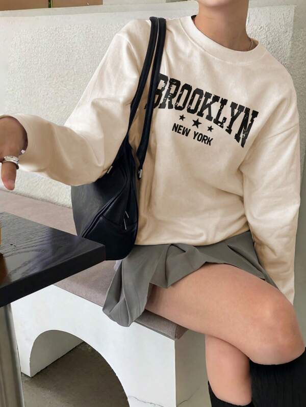 Women's Autumn And Winter BROOKLYN Slogan Graphic Round Neck Long Sleeved T Shirt ,Casual Loose And Versatile Holiday Style Tops,Fashionable Fall Women Clothes Suitable For Daily Wear