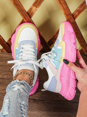 Fashionable Casual Women's Platform Height-Increasing Sports Shoes, Featuring Yellow, Blue, And Purple Color Block Design With A Youthful And Style. Comfortable, Durable, And Versatile Low-Top Lace-Up Design, Pink Soft Sole With Shock Absorption, Suitable For Both Men And Women As Couple's Outdoor Fitness And Running Shoes. Ideal For Daily Commuting, Travel, And Walking, Perfect For Wearing During New Year And Christmas Or As A Gift.