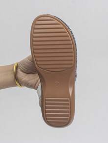 大码女式夏季新款时尚休闲白色拼接蓝色圆头坡跟厚底凉鞋，适合日常穿着、海滩、度假，轻便舒适。 - 白色拼特級藍色 - 查看 9