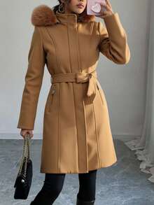 Abrigo largo con capucha para mujer, clásico y elegante, cuello con capucha y peluche desmontables. Manga larga. Tela de poliéster, interior forrado, cálido y agradable, apto para temporadas de otoño e invierno. Bolsillos frontales funcionales con cierre metálico. Ajuste con cierre metálico y cinturón de tela. - Café integral - Ver 1