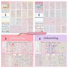 这本16页的贴纸书包含各种可爱的手机贴纸，包括迷你贴纸和金属质感的手机贴纸。它也是一本很棒的DIY剪贴簿和装饰书，适用于各种场合，例如手机壳、水瓶贴纸和日记装饰。它是圣诞节和感恩节的绝佳礼物。