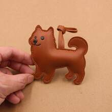 Colgante de perro pequeño lindo de cuero sintético, colgante de cuerda para bolso, accesorio pequeño - Multicolor - Ver 3
