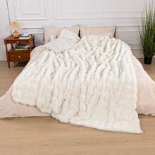Pauwer Fleece Throw Blanket For Couch - 550GSM Soft & Warm Fluffy Cream White Blanket, Decorative And Giftable Striped Blankets For Couch, Sofa, Bed, 50"X60" - Màu trắng kem - Xem 8
