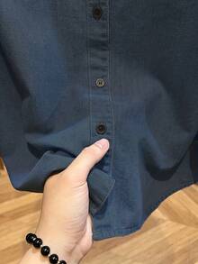 Áo sơ mi denim dài tay nữ, kiểu dáng tối giản retro mới cho mùa xuân/hè, phong cách thường ngày năng động, có túi trang trí, thích hợp mặc hàng ngày. - Màu xanh đậm - Xem 4