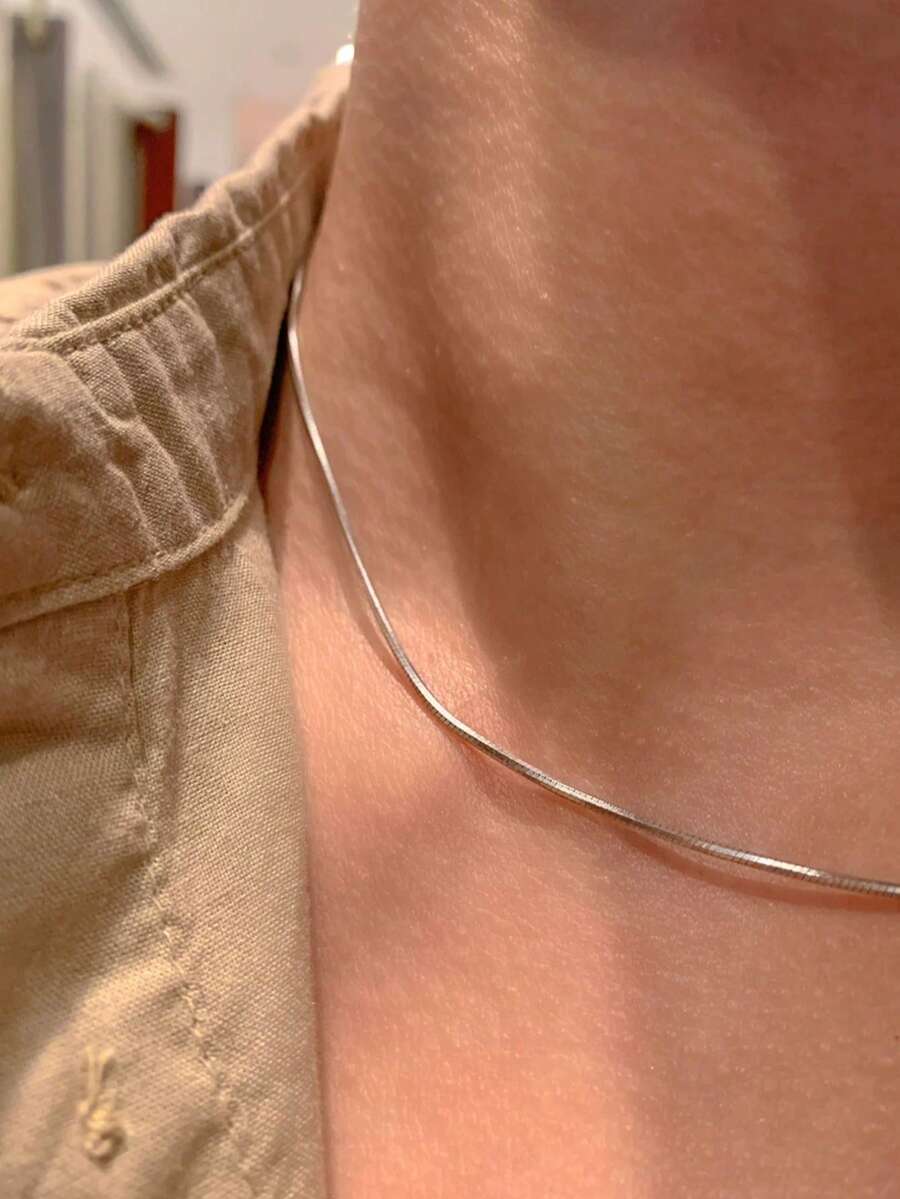 1 Pieza Collar de Cadena de Serpiente Octagonal Minimalista de Acero Inoxidable Plateado para Hombre - Cadena Delgada Facetada de Espiga de 2 mm para Uso Diario, Estilo Callejero y Looks Superpuestos - Cadena de serpiente octogonal - Ver 1