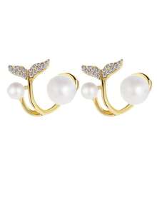 2只复古法式仿珍珠耳环，时尚独特风格，百搭耳饰，日常佩戴优雅之选。情人节配饰。