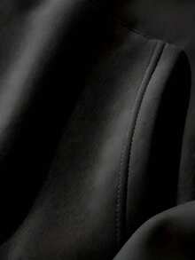 Women's Fashionable Autumn/Winter Hooded Pullover Sweatshirt, Soft And Comfortable Thermal Lined Autumn/Winter Top. Women's Casual Thermal Lined Hooded Sweatshirt, Featuring A Collegiate Print Design, Exuding Youthful Vitality. Suitable For Running, Casual Wear, Gatherings, Parties, And More. Provides Warmth During The Autumn/Winter Season, Suitable For Activities Like Running And Exercising. Oversized Thick Hooded Sweatshirt For Women, Suitable For Street Style And Outdoor Wear, Applicable For Autumn/Winter.