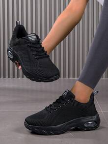 Zapatillas deportivas transpirables casuales para mujeres con malla de unicolor, con cordones, altura elevada, de bajo superior y cómodas, a la moda