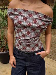 SOLTRB 夏季新款女士休闲露肩格子荷叶边收腰修身T恤，适合返校、日常通勤和约会穿着 - 彩色 - 查看 1