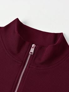 Style européen et américain Robe en tricot à manches longues, zip à mi-chemin, couleur unie pour femmes. Nouvelle robe d'automne/hiver avec jupe évasée cintrée à la taille, élégante - Rouge foncé - Voir 5