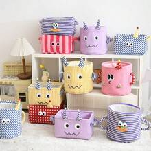 Panier de rangement carré/rond en tissu, panier de rangement carré avec poignée en corde - rayures verticales, panier de rangement portable, adapté au rangement de cosmétiques, de livres et d'accessoires pour la maison, conception ouverte pour un accès facile, panier de rangement pour cosmétiques et organisation, panier d'étagère. - cercle à rayures rouges - Voir 2