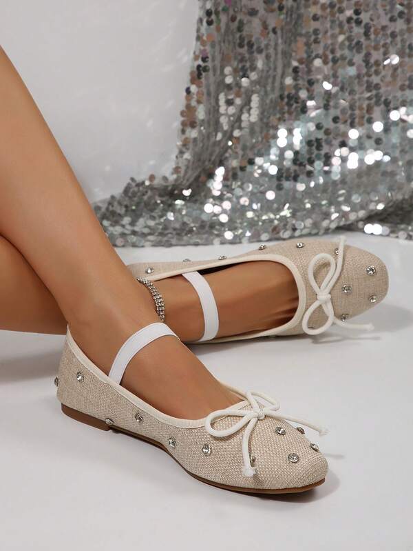 Modne damskie płaskie buty z francuskimi nitami i kokardkami, odpowiednie na każdą porę roku, baleriny