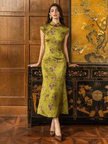 Faeriesty 娇小立领、盖袖新款中式女旗袍 - 适合正式晚宴、商务宴会、婚宴、庆典活动、文化庆典 - 金色 - 查看 3