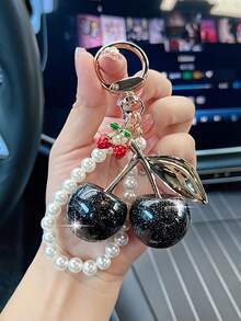 情人节礼物钥匙扣樱桃包包挂饰，仿珍珠钥匙链女士可爱 - 汽车钥匙扣皮革手提包 - 时尚圣诞节、新年、生日礼物 - 彩色 - 查看 5