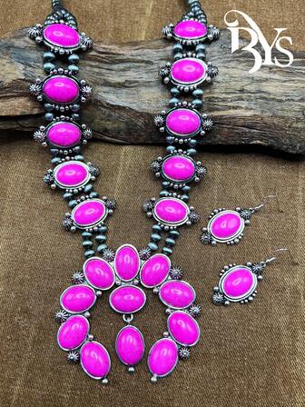 一套复古波西米亚风仿珍珠串珠项链、绿松石花朵吊坠项链和绿松石花朵耳环，百搭短款设计，适合休闲佩戴，四季皆宜，适合女性和女孩搭配日常服装、派对配饰，也是送给家人/朋友/自己的礼物。