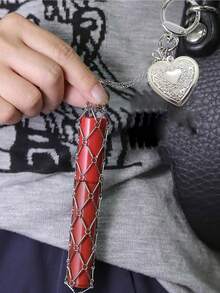 金属唇膏收纳包挂饰，带可替换不锈钢网袋 - 金银色包包挂饰，蝴蝶结和心形盒装饰唇膏盒钥匙扣，时尚唇膏和化妆品悬挂装饰，手提包和钱包的时尚挂件，便携式化妆配件，适合女性、女孩、爱美人士和送礼者，送给女性的礼物，母亲节礼物，生日礼物，送给朋友和老师的礼物，圣诞节，新年，情人节礼物 - 彩色 - 查看 5