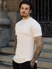 Slim Fit Ribbed Rubber Triangle T-Shirt, White, American Style, Streetwear, Body-Hugging. - 奶油色 - 查看 1