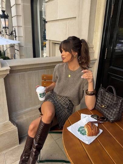 Women's Solid Color Round Neck Casual Versatile Daily Wear Knit Short Sleeve Top