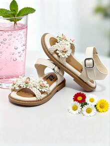 New Summer Girls Flat Sandals, Fashionable & Versatile With Woven Floral Decor, Hook And Loop Design For Easy On/Off, Comfortable & Non-Slip, Suitable For Daily Wear, Vacation, Outing And Party