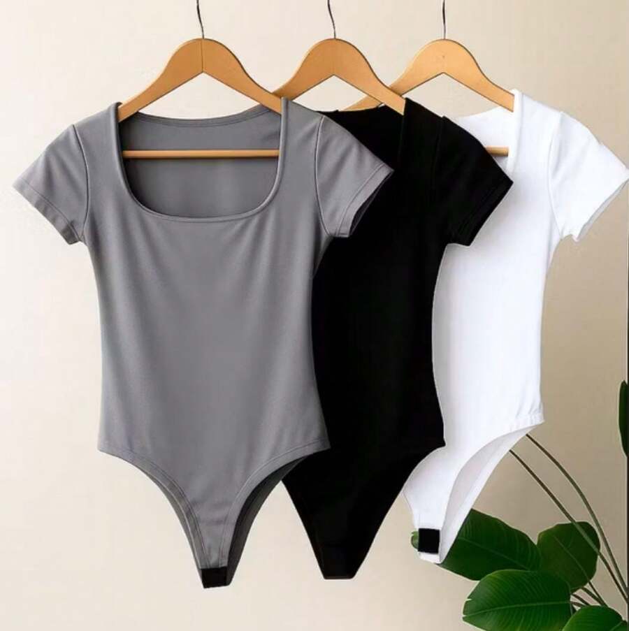 Women's Short-Sleeved Square Bodysuit With Square Cutout - Casual - 黑色 - 查看 1