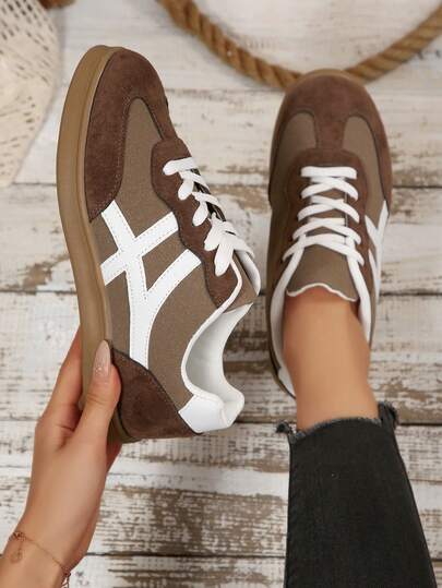 女士新款时尚休闲运动鞋，舒适百搭系带运动鞋