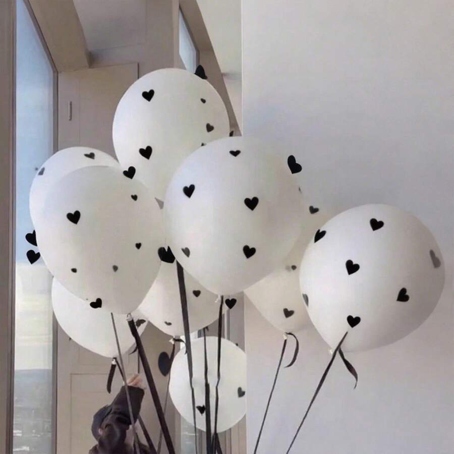 16pcs/Set Wedding Theme Balloons, 18-Inch White Latex Balloon Arch Set With Black Heart Stickers. Suitable For Birthday, Wedding, Proposal, Photography, Home Decor, Valentine's Day, Wedding Season, Theme Party, Bridal Shower, Graduation Party, Indoor Decoration - Multicolor - View 1