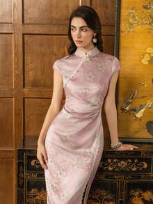 Faeriesty Vestido Cheongsam Chinês Elegante de Novo Estilo | Cheongsam de Manga Curta com Gola Alta e Fenda | Adequado para Festas Noturnas, Banquetes de Casamento e Jantares Formais - Rosa chiclete - Visão 7