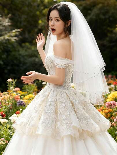 Handmade Beaded Double-Layer Pearl Short Bridal Veil, Wedding Photography, Party Accessory With Hair Comb Valentine's Day Accessories