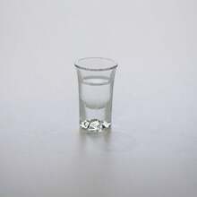 0.5oz/15ml Iceberg Bottom Crystal Whiskey Glasses, Lead-Free Clear Crystal Scotch Whisky Glasses, Suitable For Drinking Scotch Whisky, Bourbon, Cognac, Irish Whiskey And Classic Cocktails