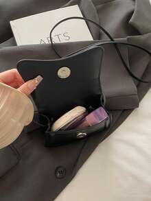 Tas Tangan Mini Wanita, Tas Tote Mini Ringan dan Portabel, Tas Kecil Modis Model Baru Musim Panas 2025 dengan Penutup Warna Polos, Tas Selempang Bahu - Hitam - View 4