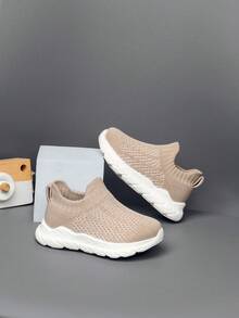 儿童轻便透气套脚运动鞋，弹性鞋面方便穿脱，贴合儿童脚型，纯色设计，适合日常穿着，返校季学生鞋，春秋季款 - 卡其色 - 查看 3