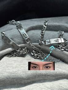 1件定制情侣照片手链，不锈钢链激光雕刻眼睛照片手链，刻字照片首饰，送给男友的礼物，周年纪念/情人节礼物，银色时尚，秋季潮流，休闲简约，适合周年纪念日、生日、日常佩戴、舞会、母亲节、情人节、毕业典礼、婚礼等场合，也是送给她、男友、女友、爸爸、妈妈的理想礼物。 - 彩色 - 查看 13