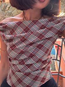 SOLTRB 夏季新款女士休闲露肩格子荷叶边收腰修身T恤，适合返校、日常通勤和约会穿着 - 彩色 - 查看 5
