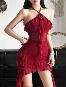 YeonC 系带露背紧身迷你连衣裙，配以薄纱网眼、荷叶边下摆和流苏装饰 - 紅色 - 查看 4