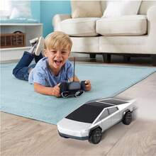 Camión de Juguete Teledirigido para Niños, Coche De Juguete con Mando A Distancia con Luces, Recargable Camión De Juguete, para Niños Regalo Ideal para Niños y Niñas - Plata-A2 - Ver 1