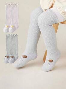 2 Pairs Of Fleece And Thickened Baby Socks. The Fabric Is Fine And Not Irritating To The Skin. The Classic Jacquard Weaving Not Only Makes The Socks More Textured But Also Firmly Locks In Warmth, Keeping The Baby's Little Feet Warm Even In Cold Waves. It Goes Well With All Kinds Of Outfits For Babies, Adding More Cute Details To The Winter Looks Of The Adorable Kids. It Is Suitable For Both Learning To Walk At Home And Taking A Stroll Outside - Multicolor - View 3